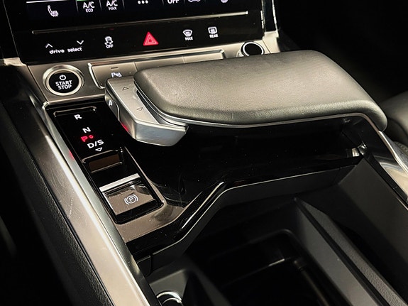 Audi e-tron Sportback 19 of 20
