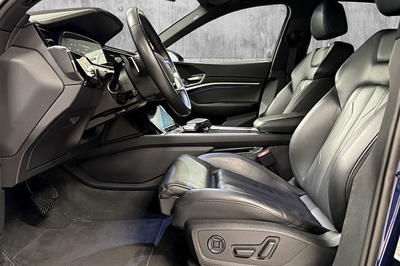 Audi e-tron Sportback 8 of 20