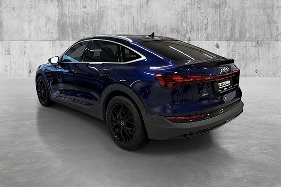 Audi e-tron Sportback 3 of 20
