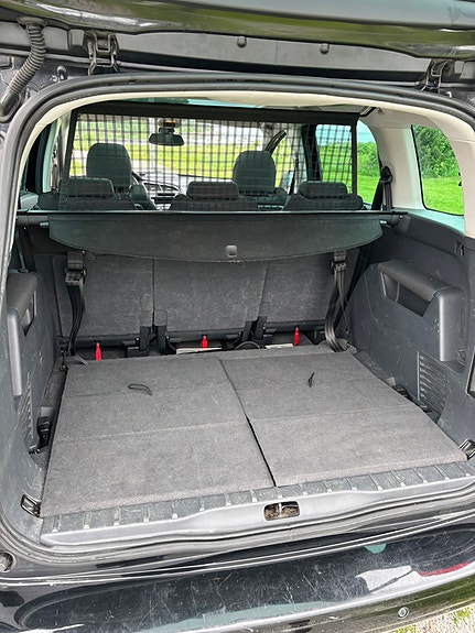 Peugeot 5008 13 of 30