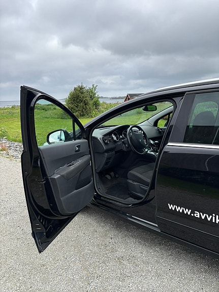 Peugeot 5008 9 of 30