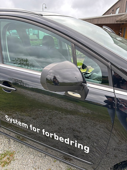 Peugeot 5008 23 of 30