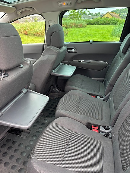 Peugeot 5008 12 of 30
