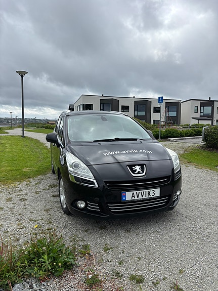 Peugeot 5008 2 of 30