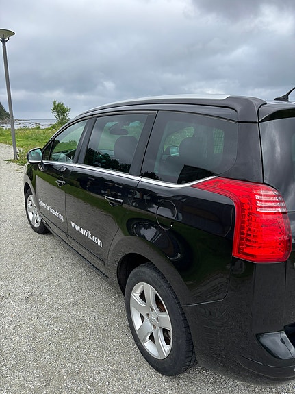 Peugeot 5008 7 of 30