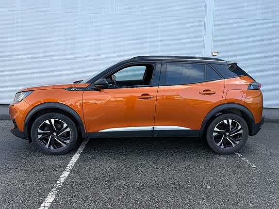 Peugeot 2008 2 of 5