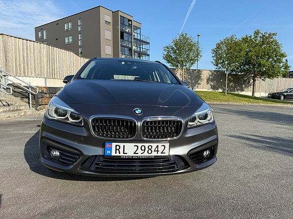 BMW 225xe 7 of 23