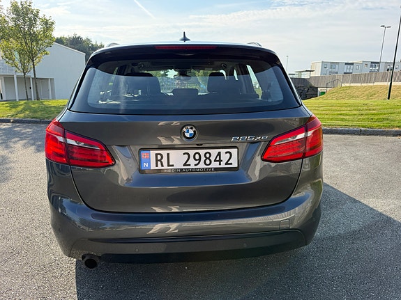 BMW 225xe 6 of 23