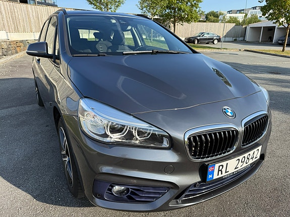 BMW 225xe 3 of 23