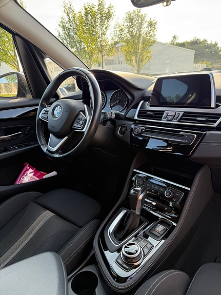 BMW 225xe 17 of 23