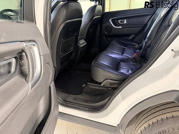 Land Rover Discovery Sport 17 of 30