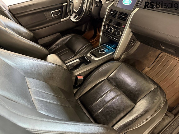 Land Rover Discovery Sport 25 of 30