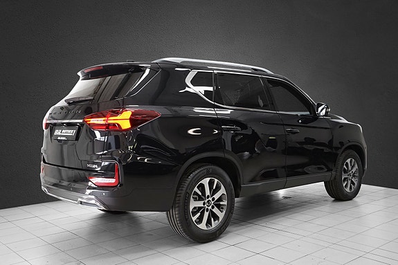 KGM Rexton 6 of 30