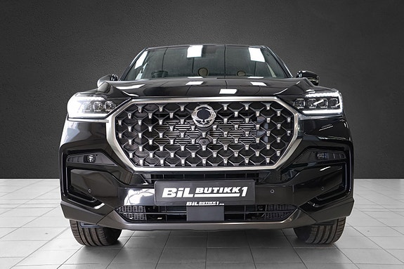 KGM Rexton 2 of 5