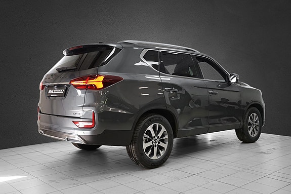 KGM Rexton 6 of 30
