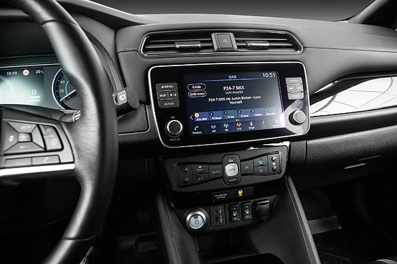 Nissan Leaf 15 of 23
