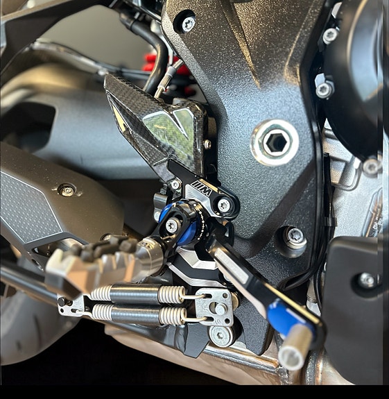 BMW S 1000 XR SPORT 9 of 17