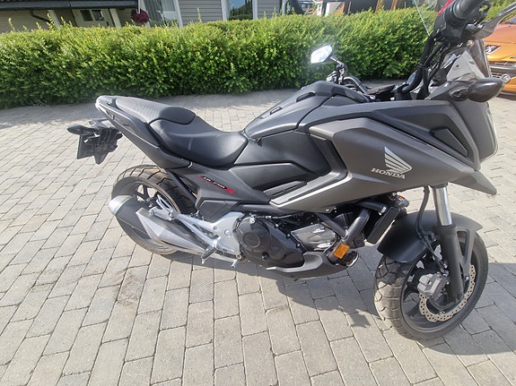 Honda NC 750X 4 of 5