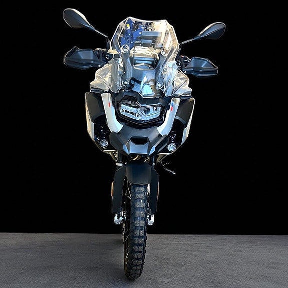 BMW F 900 GSA 3 of 5