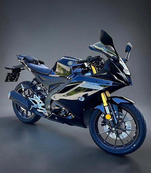 Yamaha R 125 9 of 17