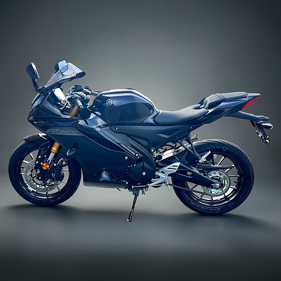 Yamaha R 125 4 of 5