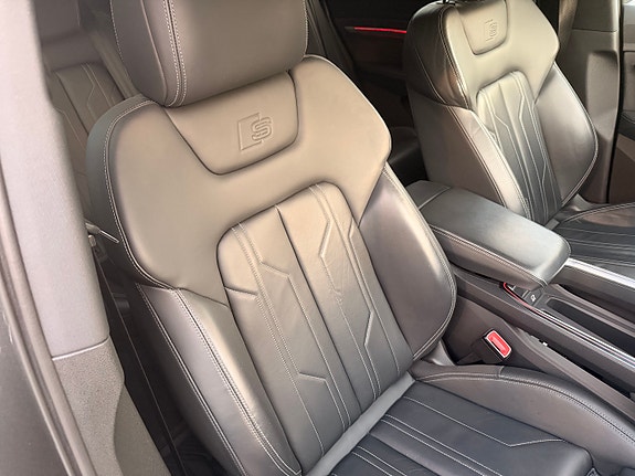 Audi e-tron 20 of 29
