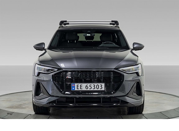Audi e-tron Sportback 4 of 5