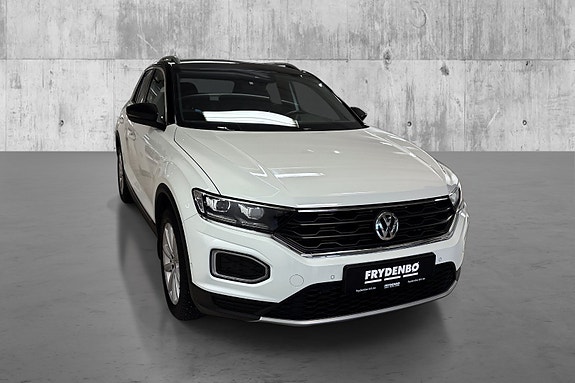 Volkswagen T-Roc 3 of 20