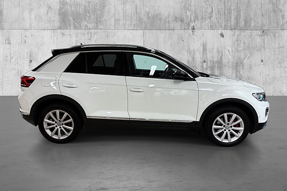 Volkswagen T-Roc 4 of 20