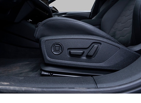 Audi A6 e-tron 14 of 29