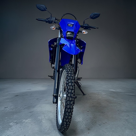 Yamaha WR 125 3 of 5
