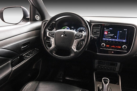 Mitsubishi Outlander 22 of 25
