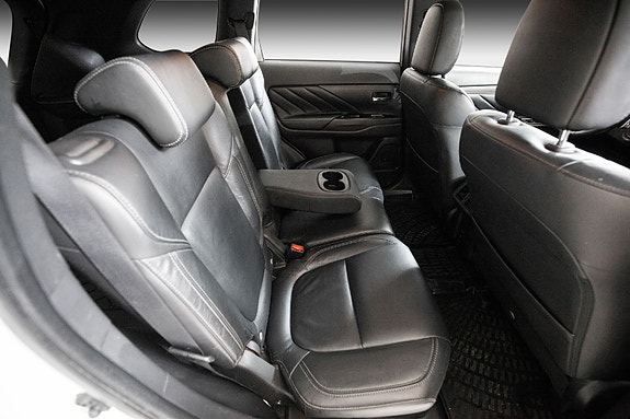 Mitsubishi Outlander 24 of 25