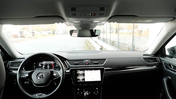 Skoda Superb 18 of 30