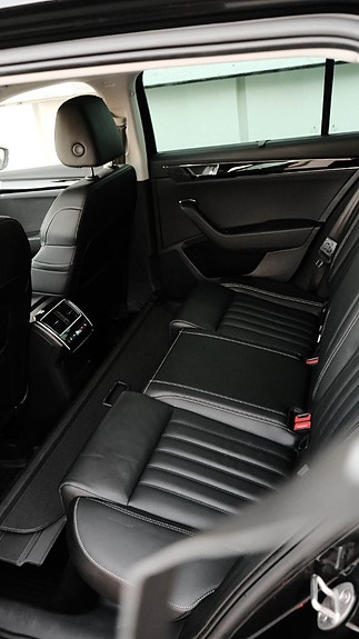 Skoda Superb 13 of 30