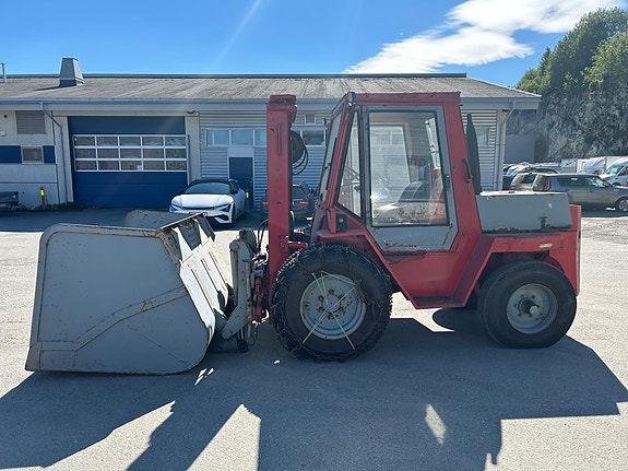 Manitou MC30NS 2 of 5