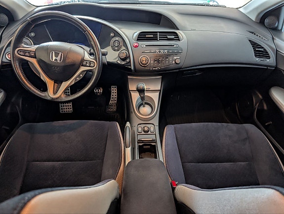 Honda Civic 10 of 30
