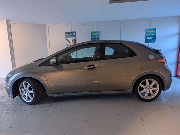 Honda Civic 2 of 5