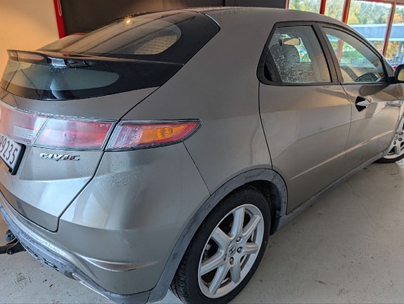 Honda Civic 5 of 5