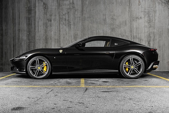 Ferrari Roma 2 of 5