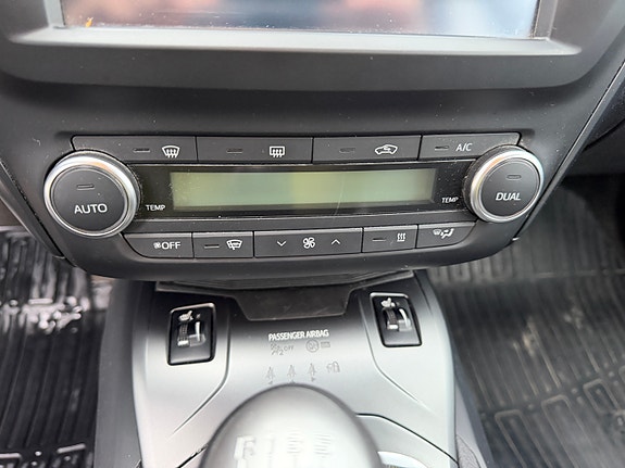 Toyota Avensis 28 of 30