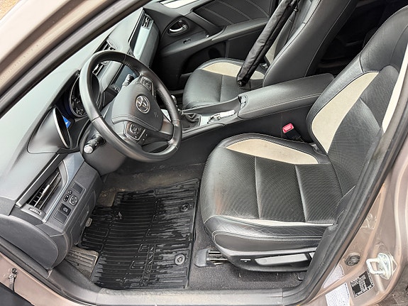 Toyota Avensis 14 of 30