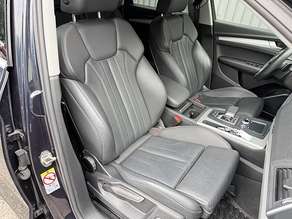 Audi Q5 21 of 30