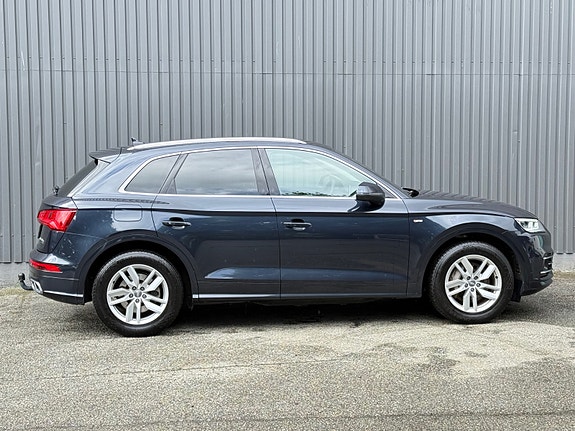 Audi Q5 5 of 30