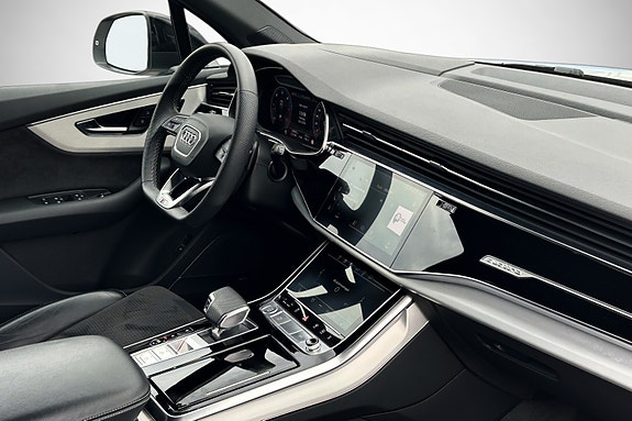 Audi Q7 13 of 23