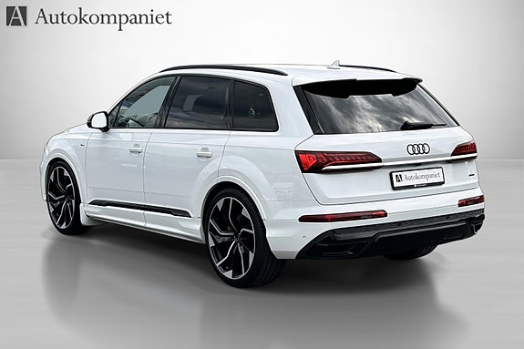 Audi Q7 8 of 23