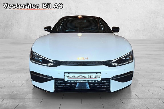 Kia EV6 2 of 5