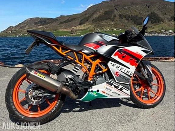 KTM RC 125R 5 of 5