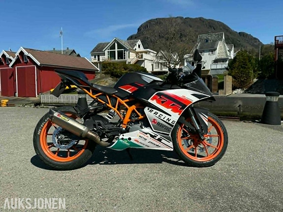 KTM RC 125R 4 of 5