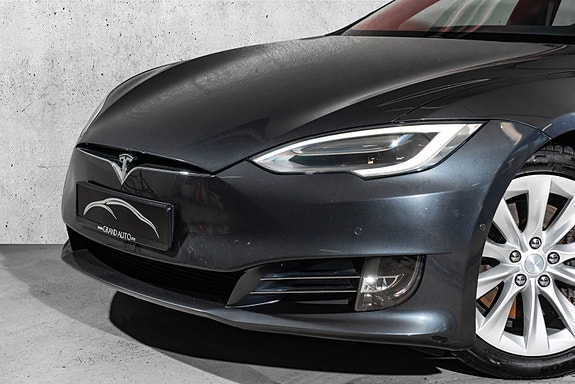 Tesla Model S 3 of 27